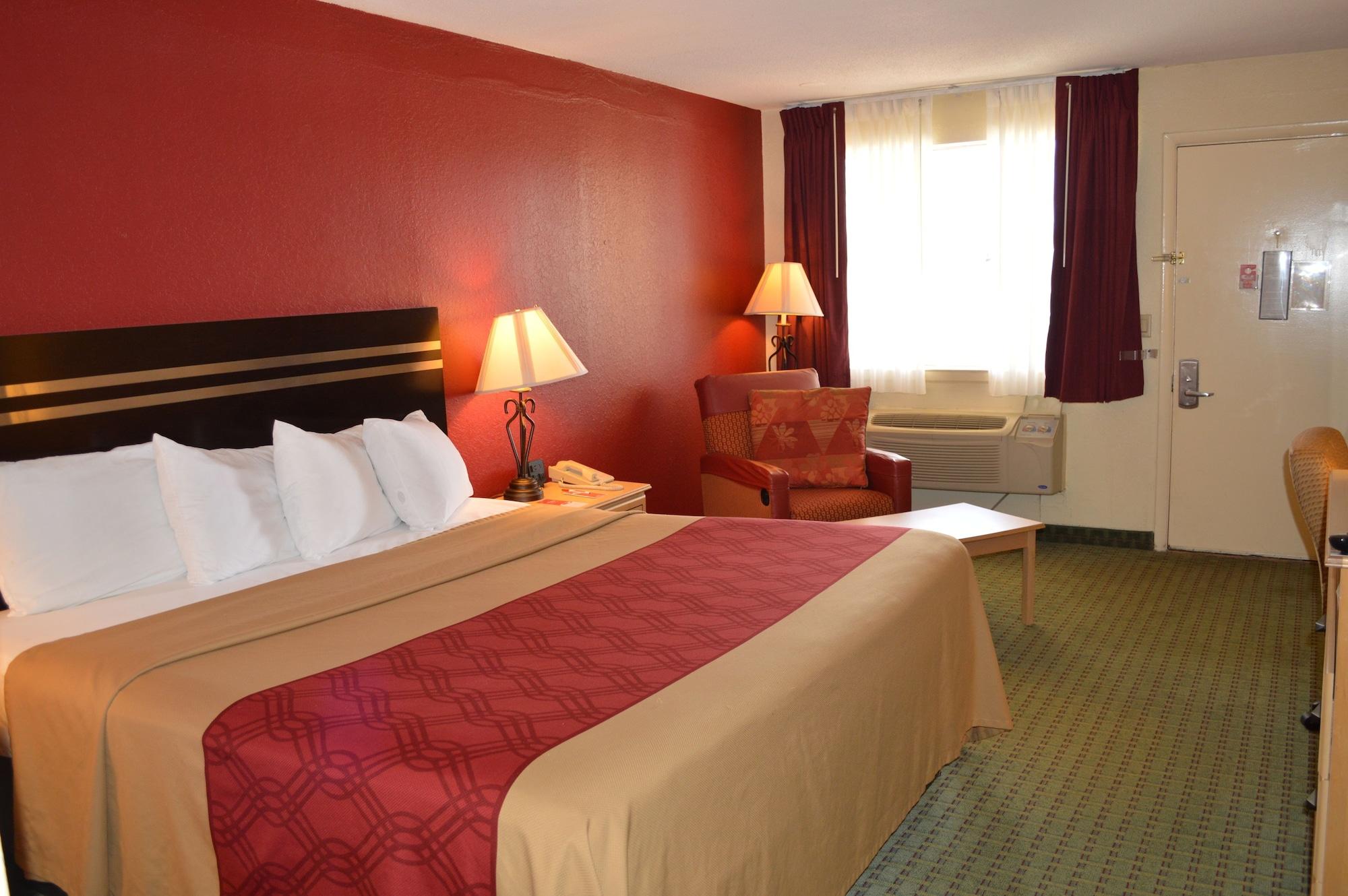 Econo Lodge Christiansburg-Blacksburg I-81 Esterno foto