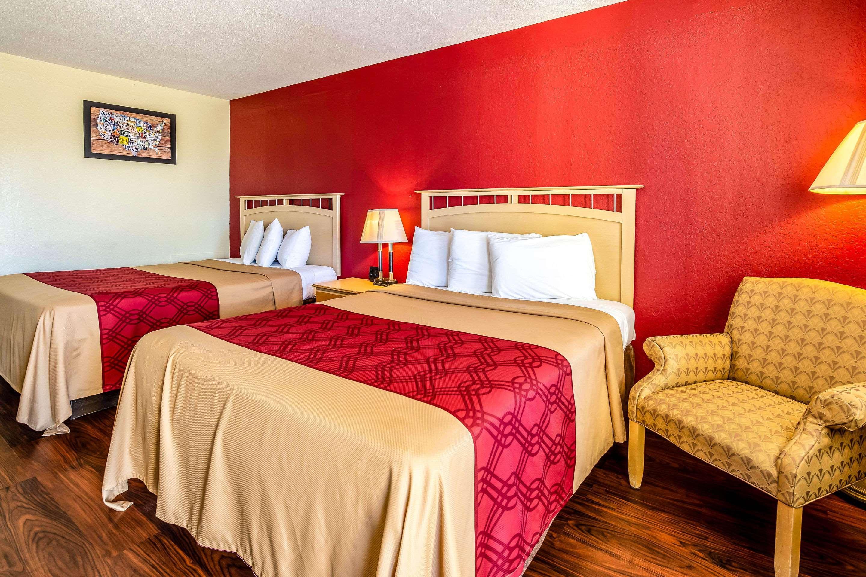 Econo Lodge Christiansburg-Blacksburg I-81 Esterno foto