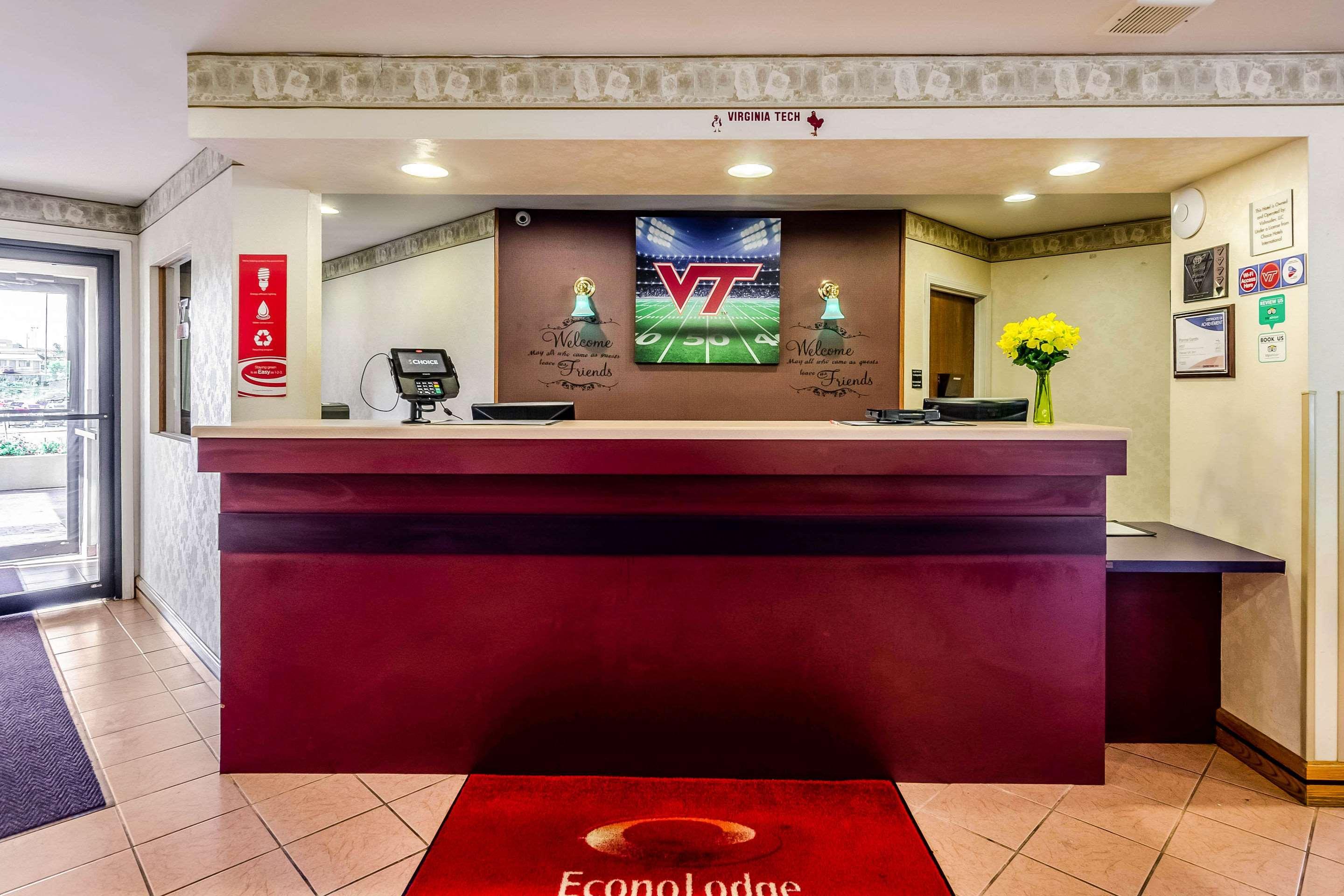 Econo Lodge Christiansburg-Blacksburg I-81 Esterno foto