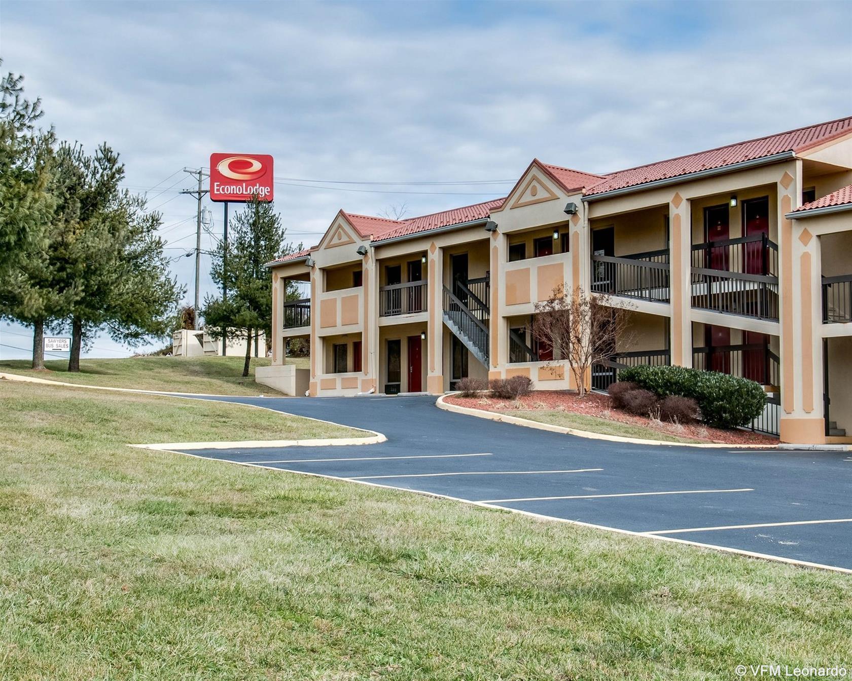 Econo Lodge Christiansburg-Blacksburg I-81 Esterno foto