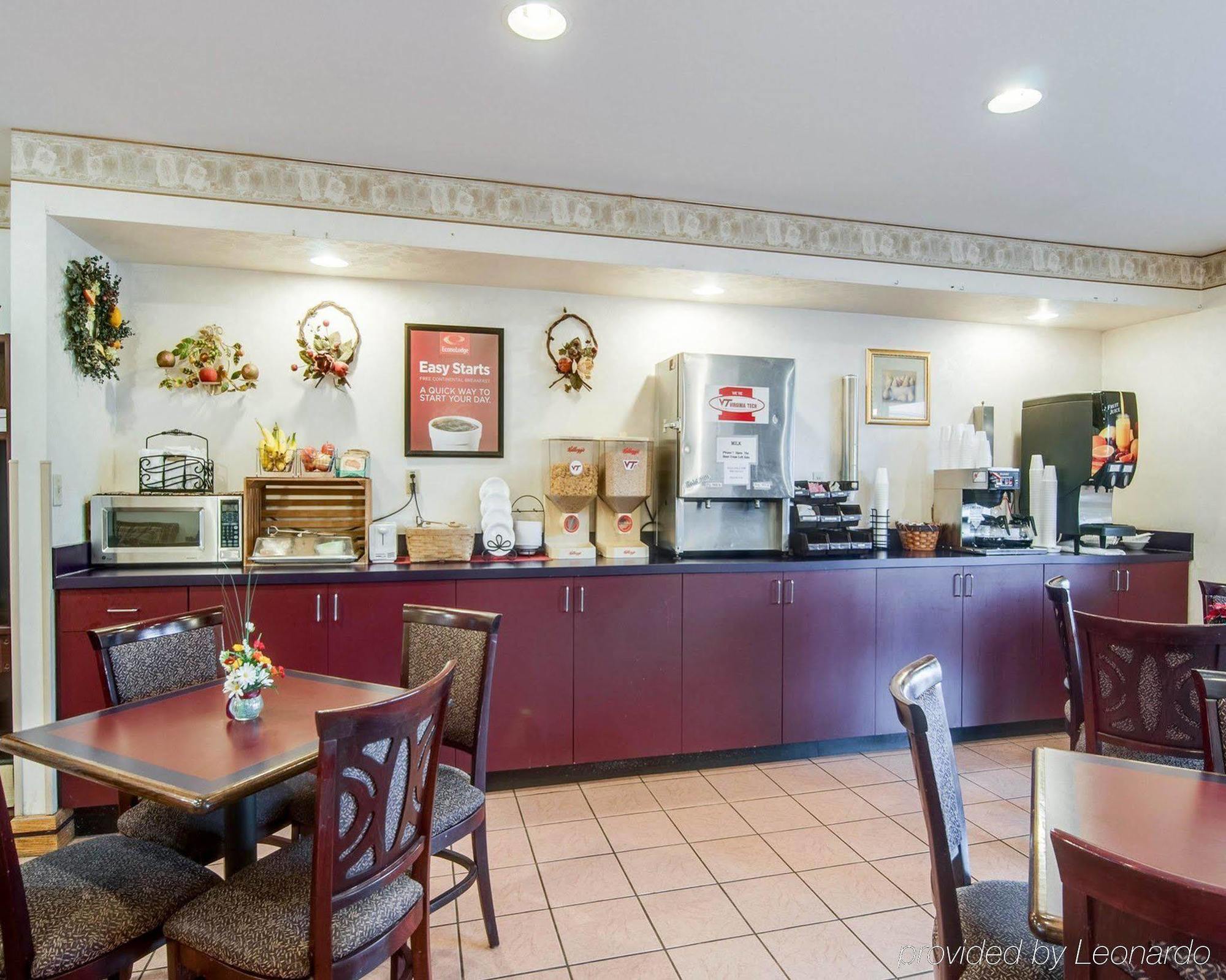Econo Lodge Christiansburg-Blacksburg I-81 Esterno foto