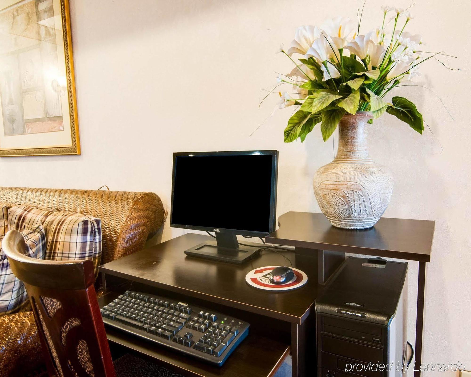 Econo Lodge Christiansburg-Blacksburg I-81 Esterno foto