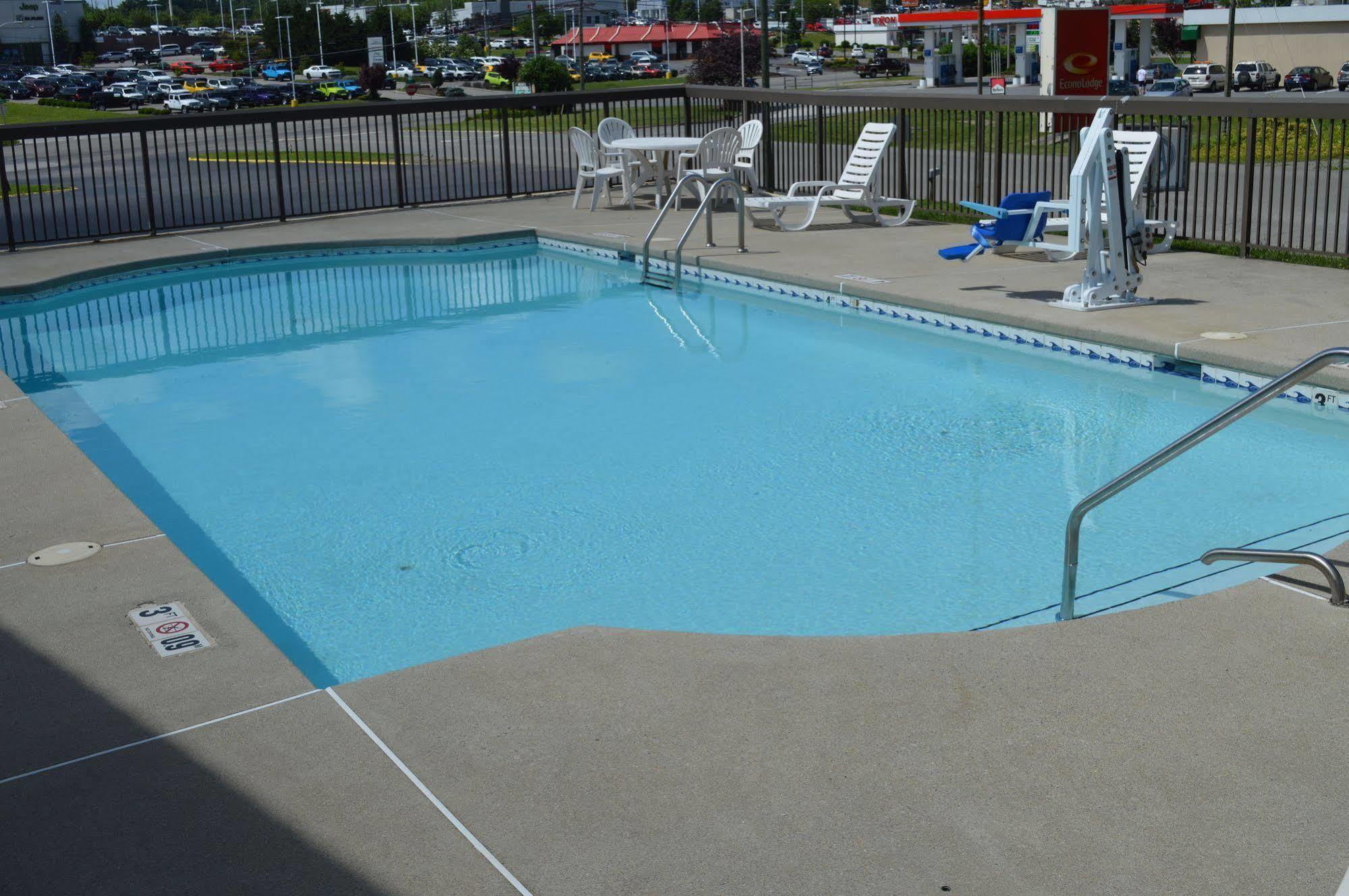 Econo Lodge Christiansburg-Blacksburg I-81 Esterno foto
